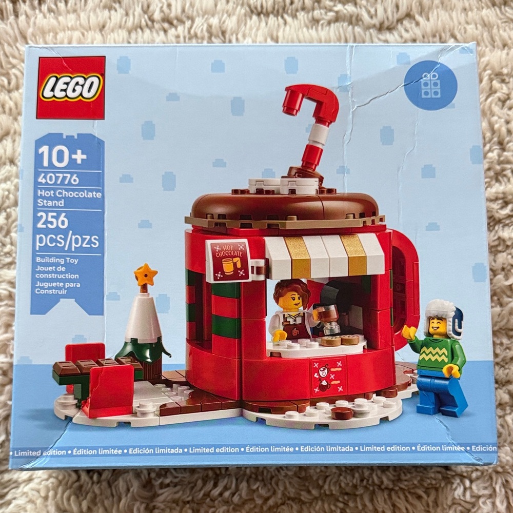 LEGO Hot Chocolate Stand in Red with Brown and White Accents